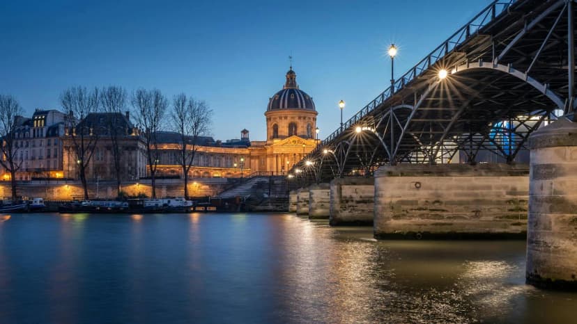Radisson Blu Disneyland Paris: Airport Transfer Guide