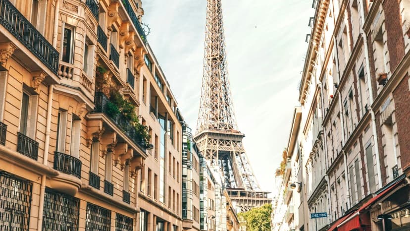 UK Guide: Getting to Disneyland Paris by Taxi (2026)